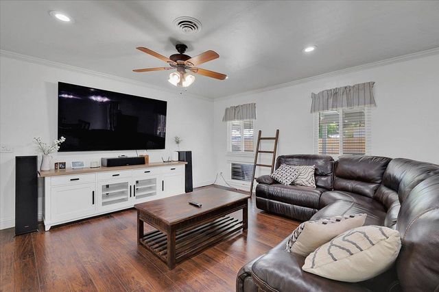 3134 Roosevelt Rd, Yuba City, CA 95993