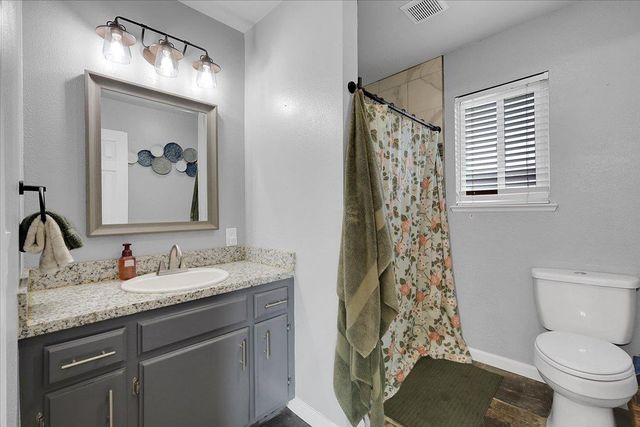 3134 Roosevelt Rd, Yuba City, CA 95993