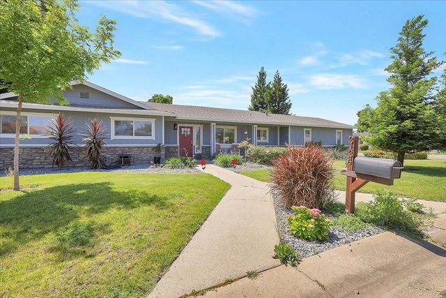 3134 Roosevelt Rd, Yuba City, CA 95993