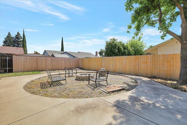 3134 Roosevelt Rd, Yuba City, CA 95993