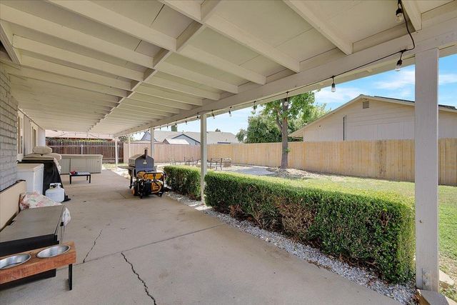 3134 Roosevelt Rd, Yuba City, CA 95993