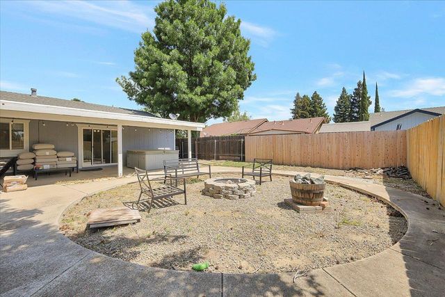 3134 Roosevelt Rd, Yuba City, CA 95993