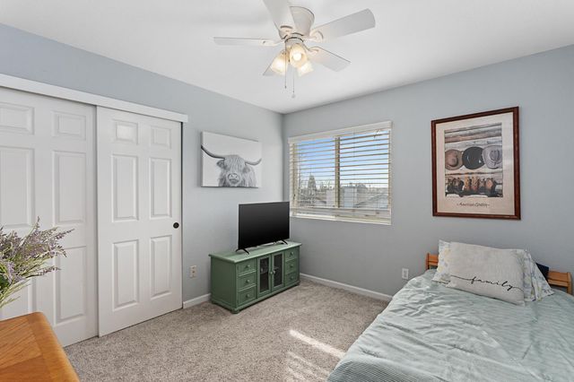 8422 Heritage Hill Dr, Elk Grove, CA 95624