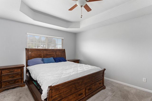 8422 Heritage Hill Dr, Elk Grove, CA 95624