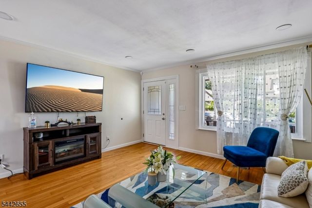 1635 Mabel St, Piscataway Twp., NJ 08854