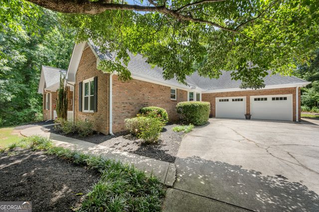 219 Darwish Drive, Mcdonough, GA 30252