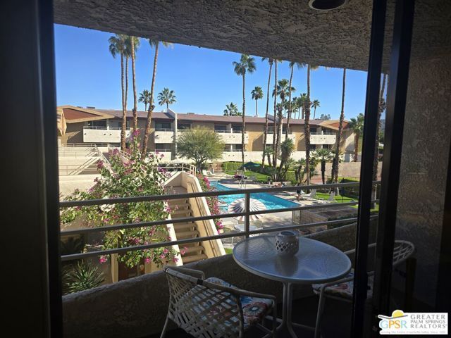 470 S Calle Encilia B2, Palm Springs, CA 92262