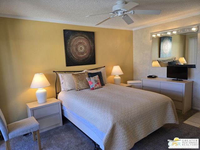 470 S Calle Encilia B2, Palm Springs, CA 92262