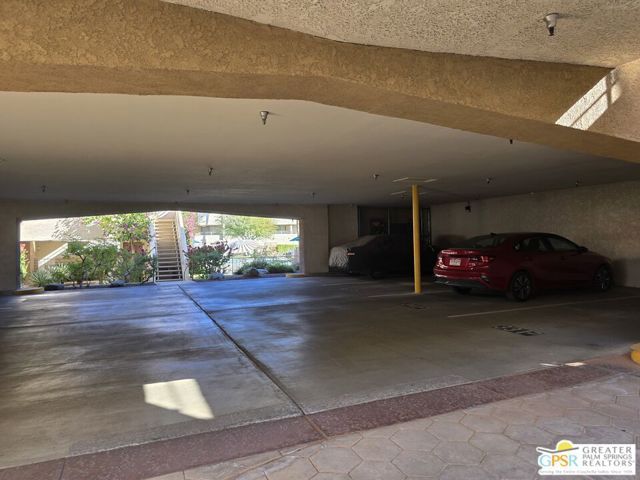 470 S Calle Encilia B2, Palm Springs, CA 92262