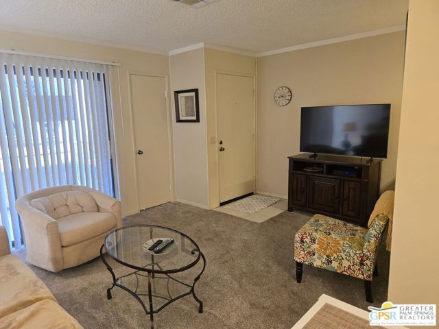 470 S Calle Encilia B2, Palm Springs, CA 92262