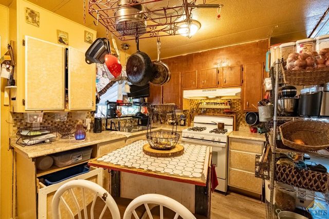 8300 Kern Canyon Road 117, Bakersfield, CA 93306