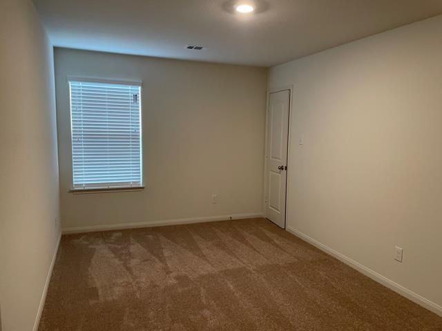 14217 Prairie Sod LN, Elgin, TX 78621