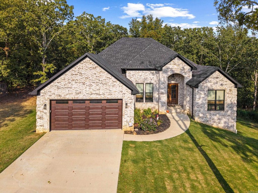 595 Willow Lake, Cabot, AR 72023