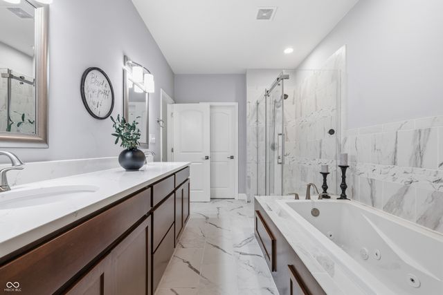 4518 N Wickfield Drive, Muncie, IN 47304