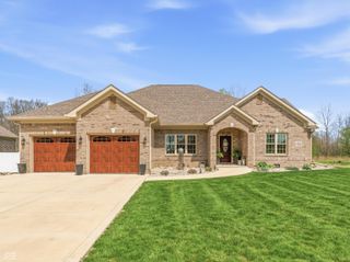 4518 N Wickfield Drive, Muncie, IN 47304