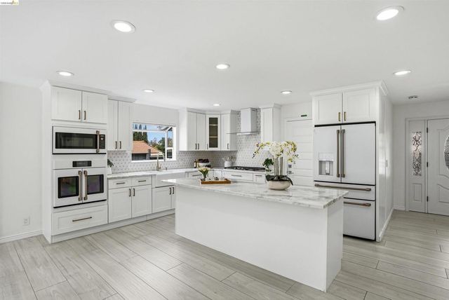 3556 Columbine Dr, San Jose, CA 95127