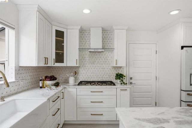 3556 Columbine Dr, San Jose, CA 95127
