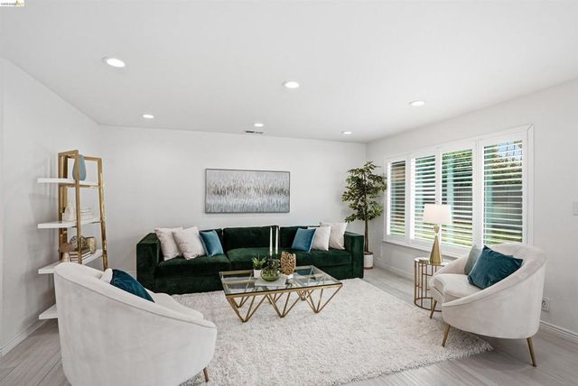 3556 Columbine Dr, San Jose, CA 95127