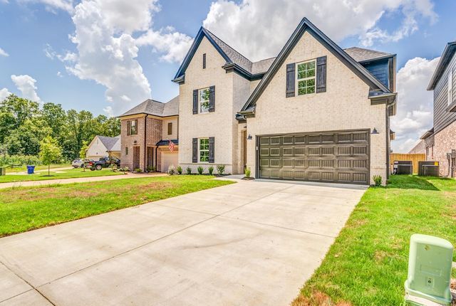 120 BLUE DR, Oakland, TN 38060