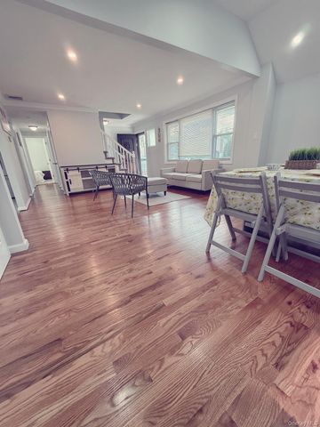 96 S Windhorst Avenue, Bethpage, NY 11714