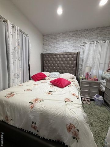 1724 Ohio Avenue, Flint, MI 48506