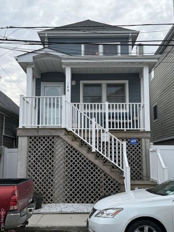 120 E 6th Road, Broad Channel, NY 11693