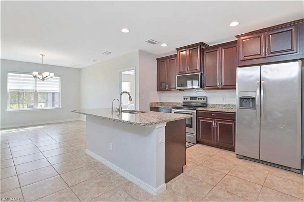 3275 Birchin LN, FORT MYERS, FL 33916 — photo 3
