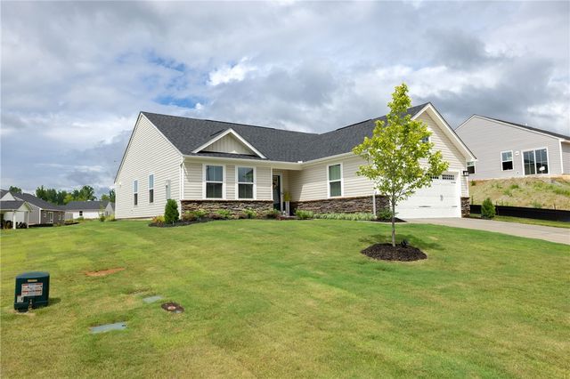 148 Garrison Farm Way, Seneca, SC 29678