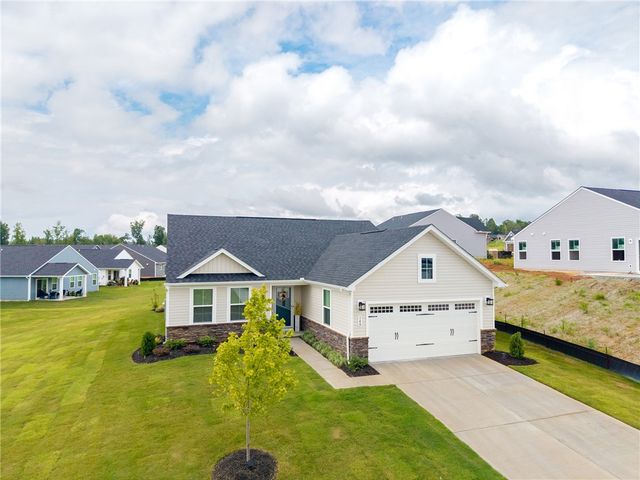 148 Garrison Farm Way, Seneca, SC 29678