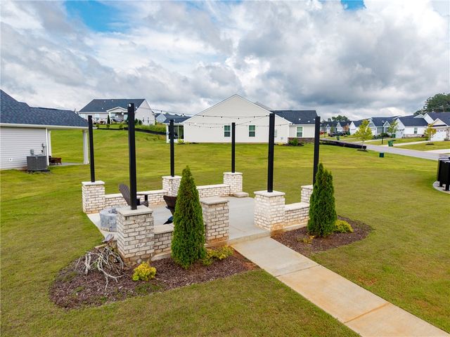 148 Garrison Farm Way, Seneca, SC 29678