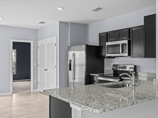 1403 MADISON CIRCLE, Haines City, FL 33844