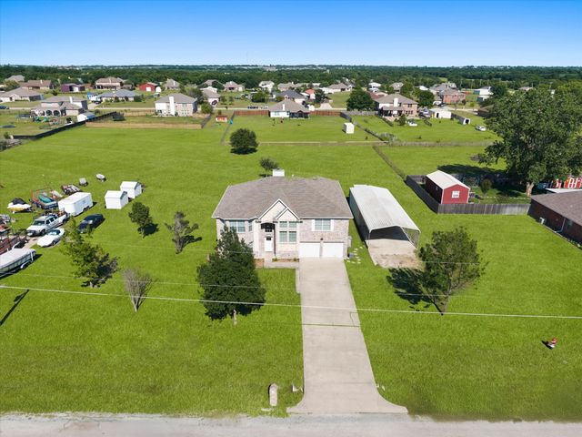 1026 County Road 544, Nevada, TX 75173