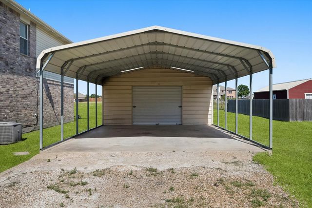 1026 County Road 544, Nevada, TX 75173