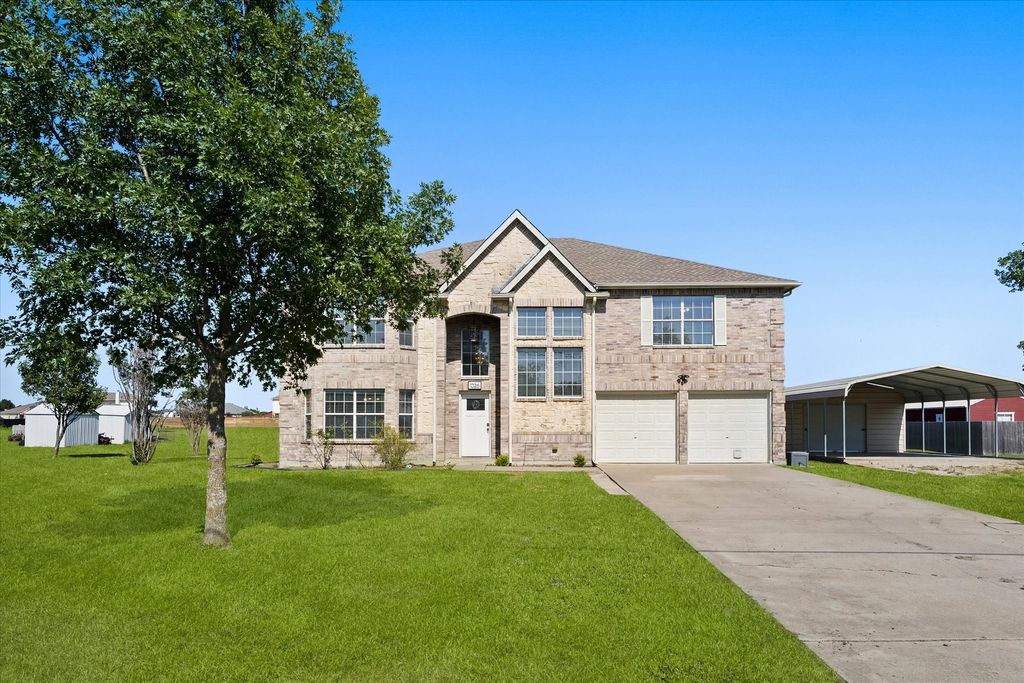 1026 County Road 544, Nevada, TX 75173