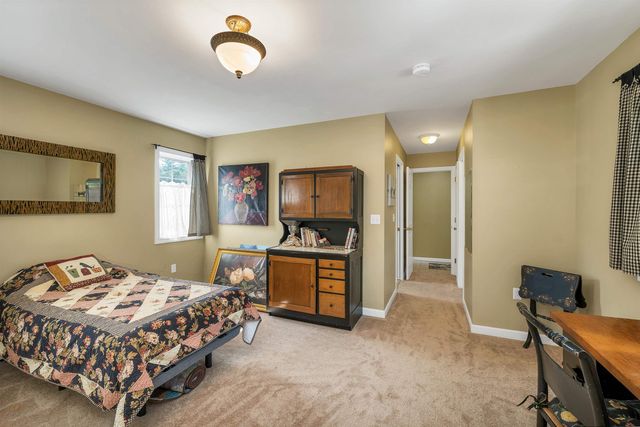 117 Peaked Hill Drive, Hopkinton, NH 03229