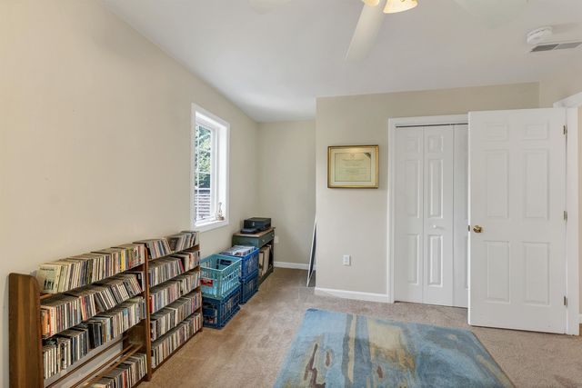 117 Peaked Hill Drive, Hopkinton, NH 03229