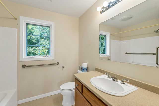 117 Peaked Hill Drive, Hopkinton, NH 03229