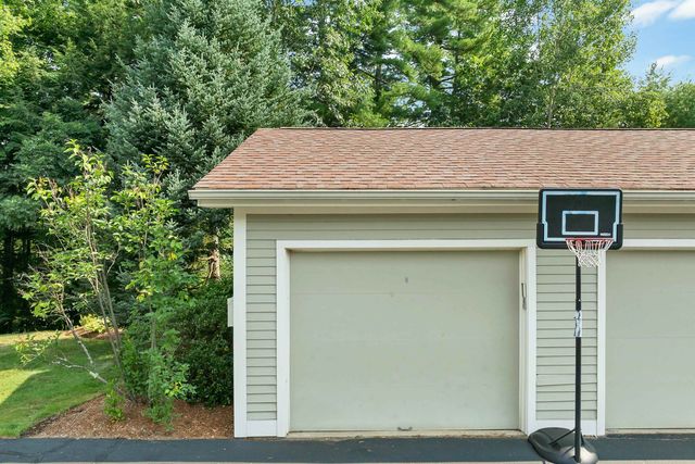 117 Peaked Hill Drive, Hopkinton, NH 03229