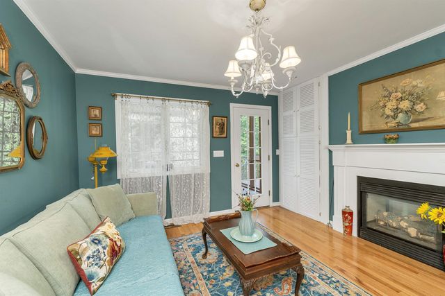 117 Peaked Hill Drive, Hopkinton, NH 03229