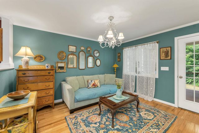 117 Peaked Hill Drive, Hopkinton, NH 03229