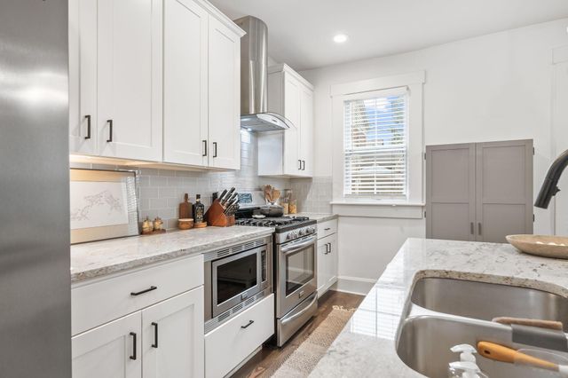 1270 Franklin Avenue, Columbus, OH 43205