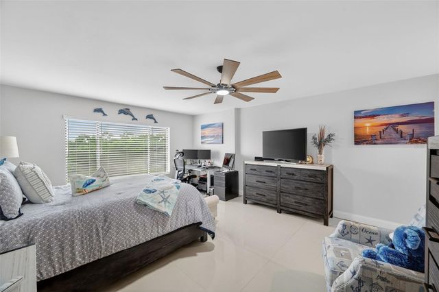 700 STARKEY ROAD 352, Largo, FL 33771