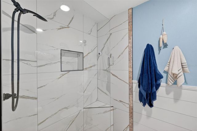 700 STARKEY ROAD 352, Largo, FL 33771