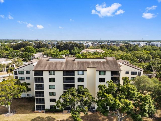700 STARKEY ROAD 352, Largo, FL 33771
