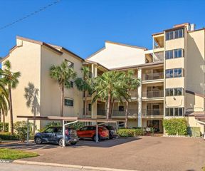 700 STARKEY ROAD 352, Largo, FL 33771