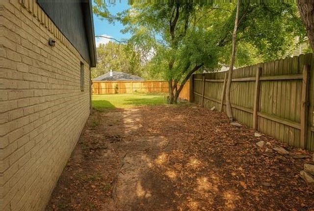 7015 Maple Fox Drive, Humble, TX 77338