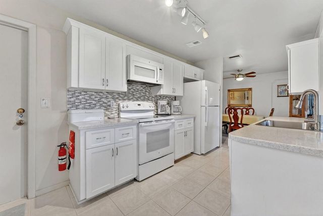 1211 NW 44th Street, Deerfield Beach, FL 33064