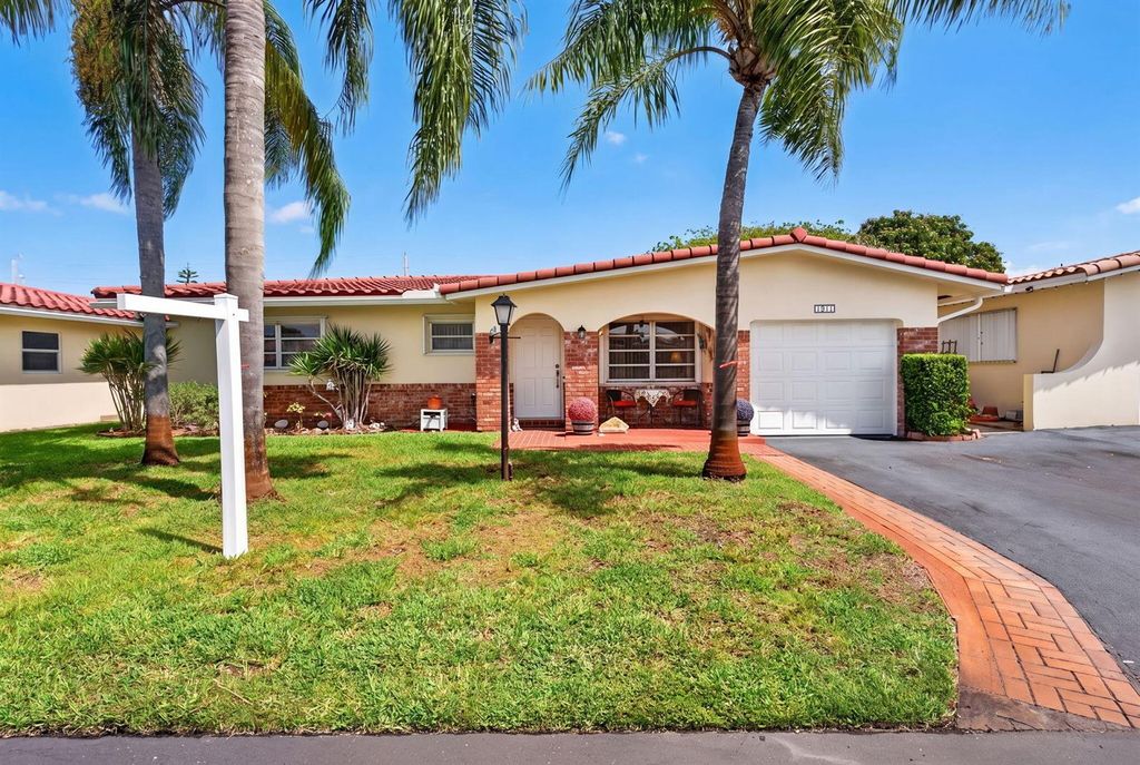 1211 NW 44th Street, Deerfield Beach, FL 33064