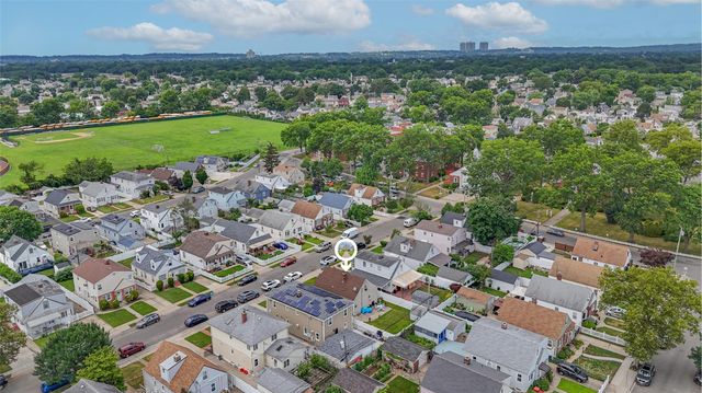 18 Robert Avenue, Elmont, NY 11003