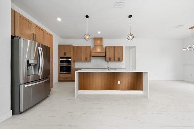 18561 SABAL STREET, Orlando, FL 32833